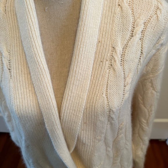Vintage Adrienne Vittadini Sweater - Picture 2 of 6